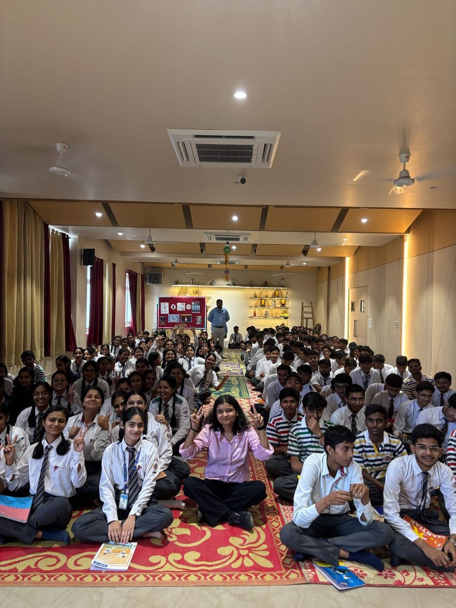 An outreach session with young delegates
